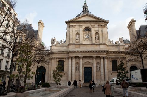 Entrée de l'université Paris I de la Sorbonne